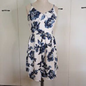 Monteau, blue and white floral print, A-Line Dress